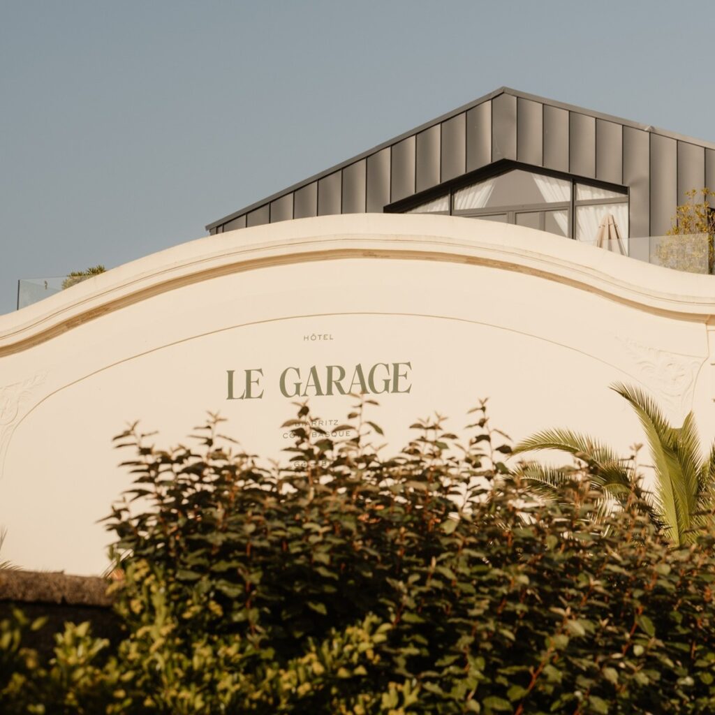 Façade Hôtel Le Garage Biarritz